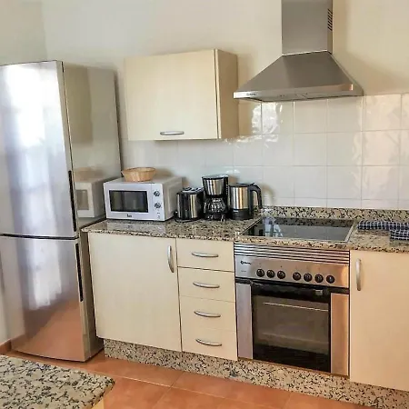 Playa Blanca Sleeps 6 With Pool Air Con And Wifi